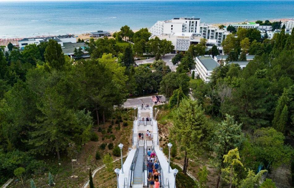 Villas Magnolia Albena Bagian luar foto