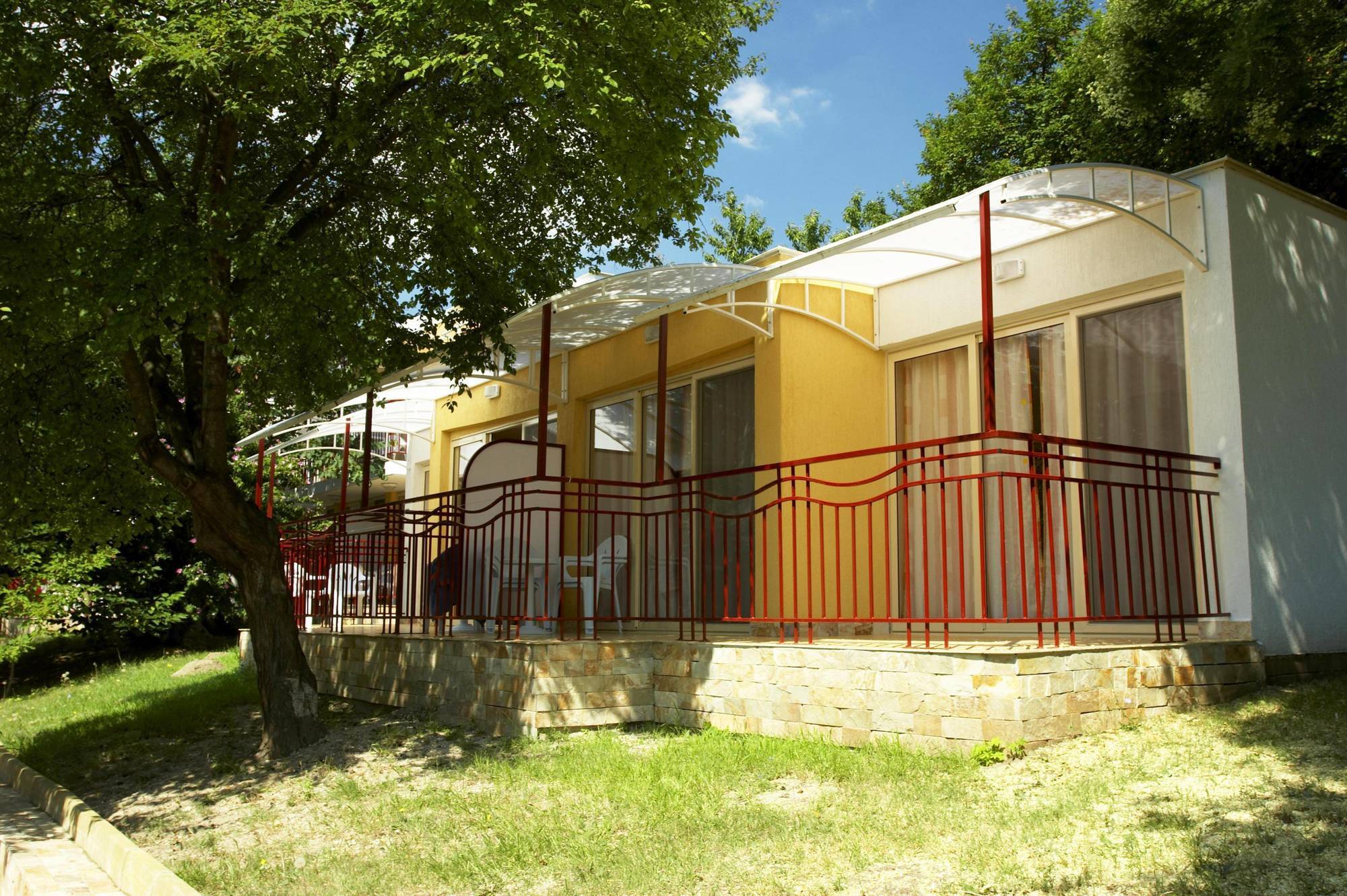 Villas Magnolia Albena Bagian luar foto