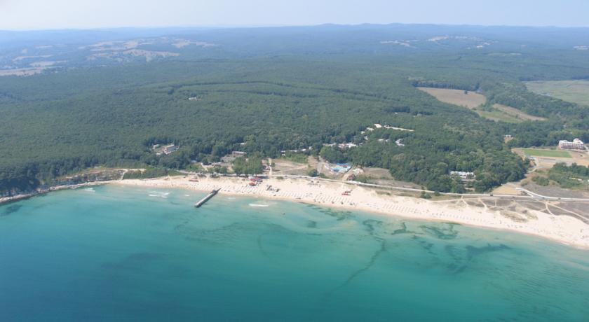 Villas Magnolia Albena Bagian luar foto