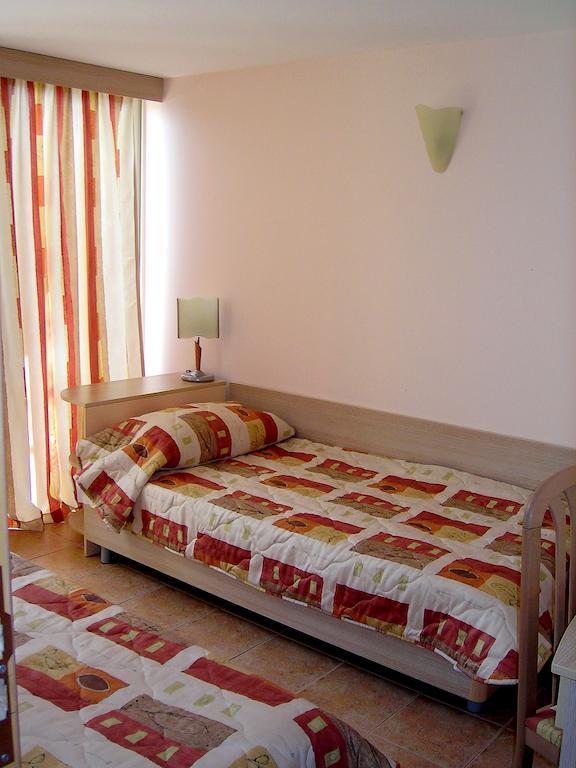 Villas Magnolia Albena Ruang foto